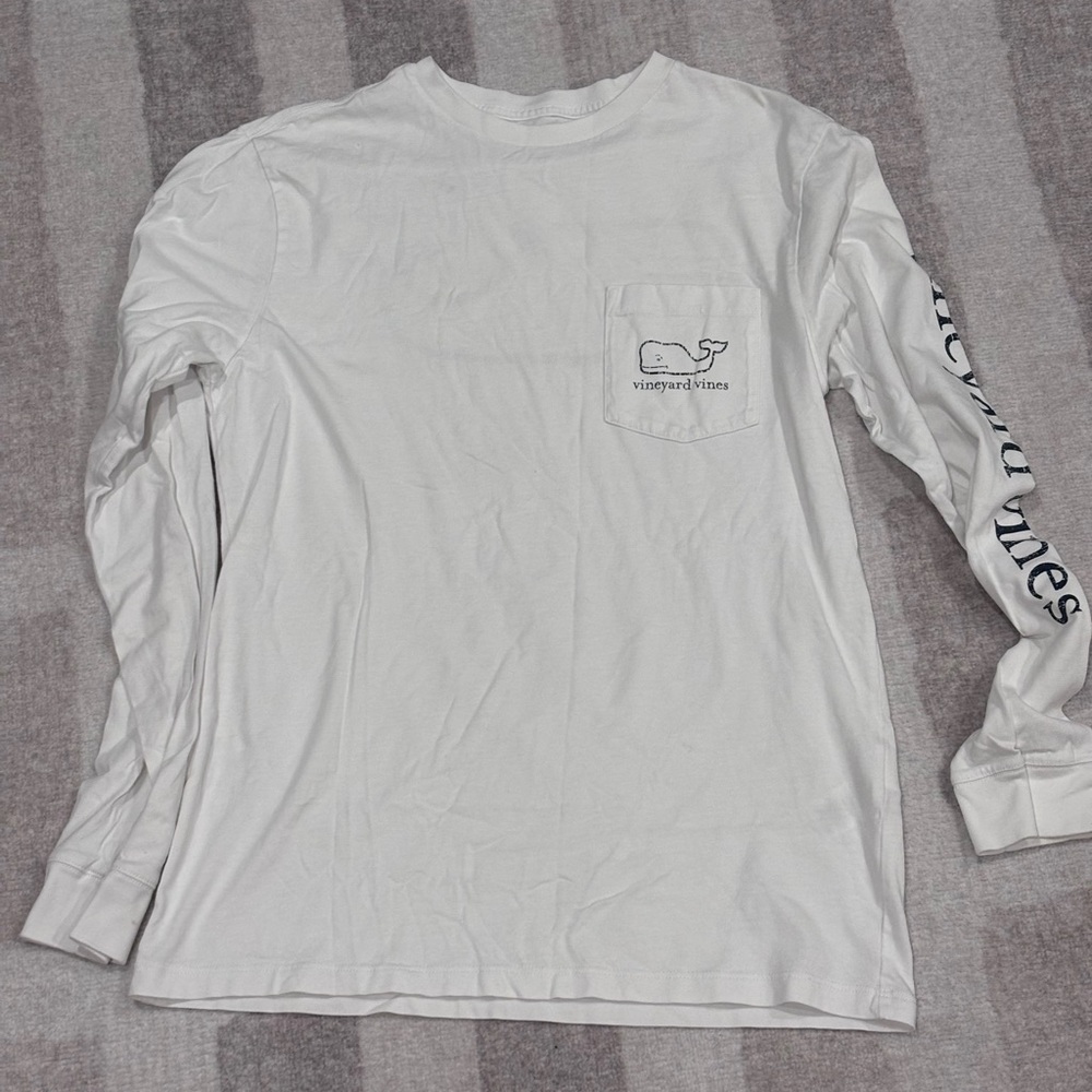 Vineyard Vines Men's White Long Sleeve Tee with Logo